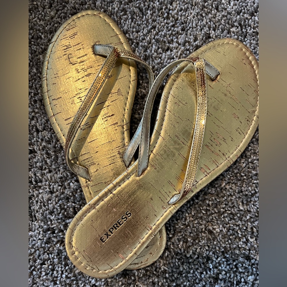 Women’s Express gold sequin flip flops size 8